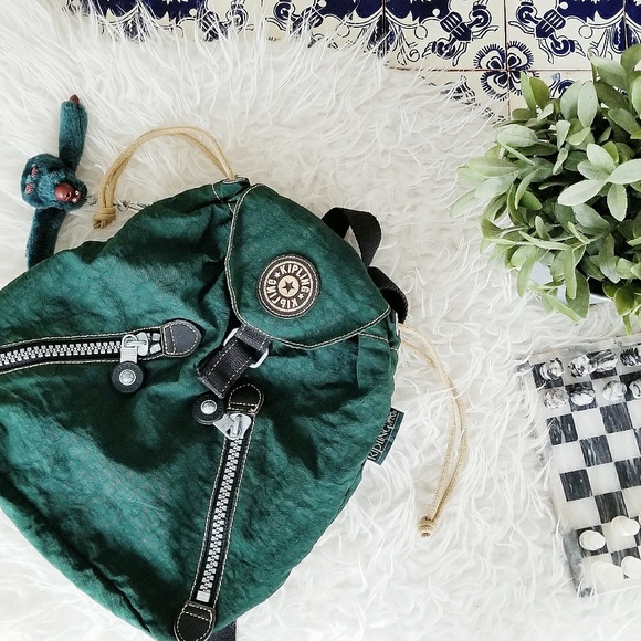 kipling bustling backpack